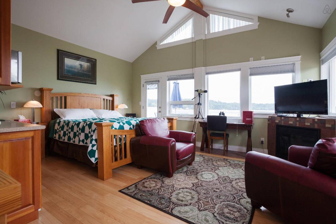 Birds Of A Feather Victoria Oceanfront Studio Suites Colwood Luaran gambar