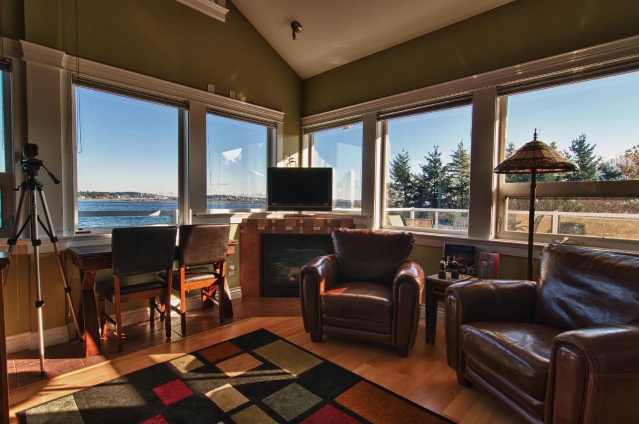 Birds Of A Feather Victoria Oceanfront Studio Suites Colwood Luaran gambar
