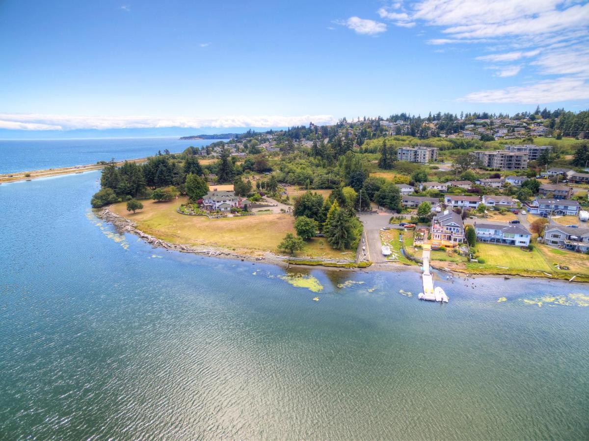 Birds Of A Feather Victoria Oceanfront Studio Suites Colwood Luaran gambar