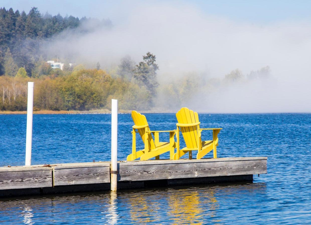 Birds Of A Feather Victoria Oceanfront Studio Suites Colwood Luaran gambar