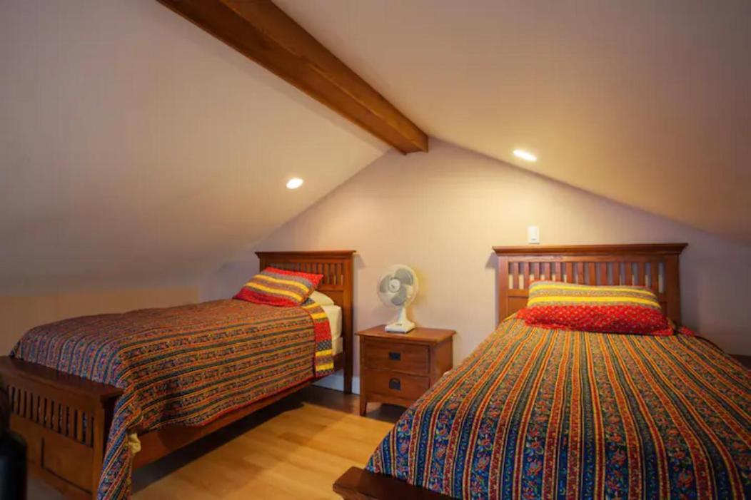Birds Of A Feather Victoria Oceanfront Studio Suites Colwood Luaran gambar