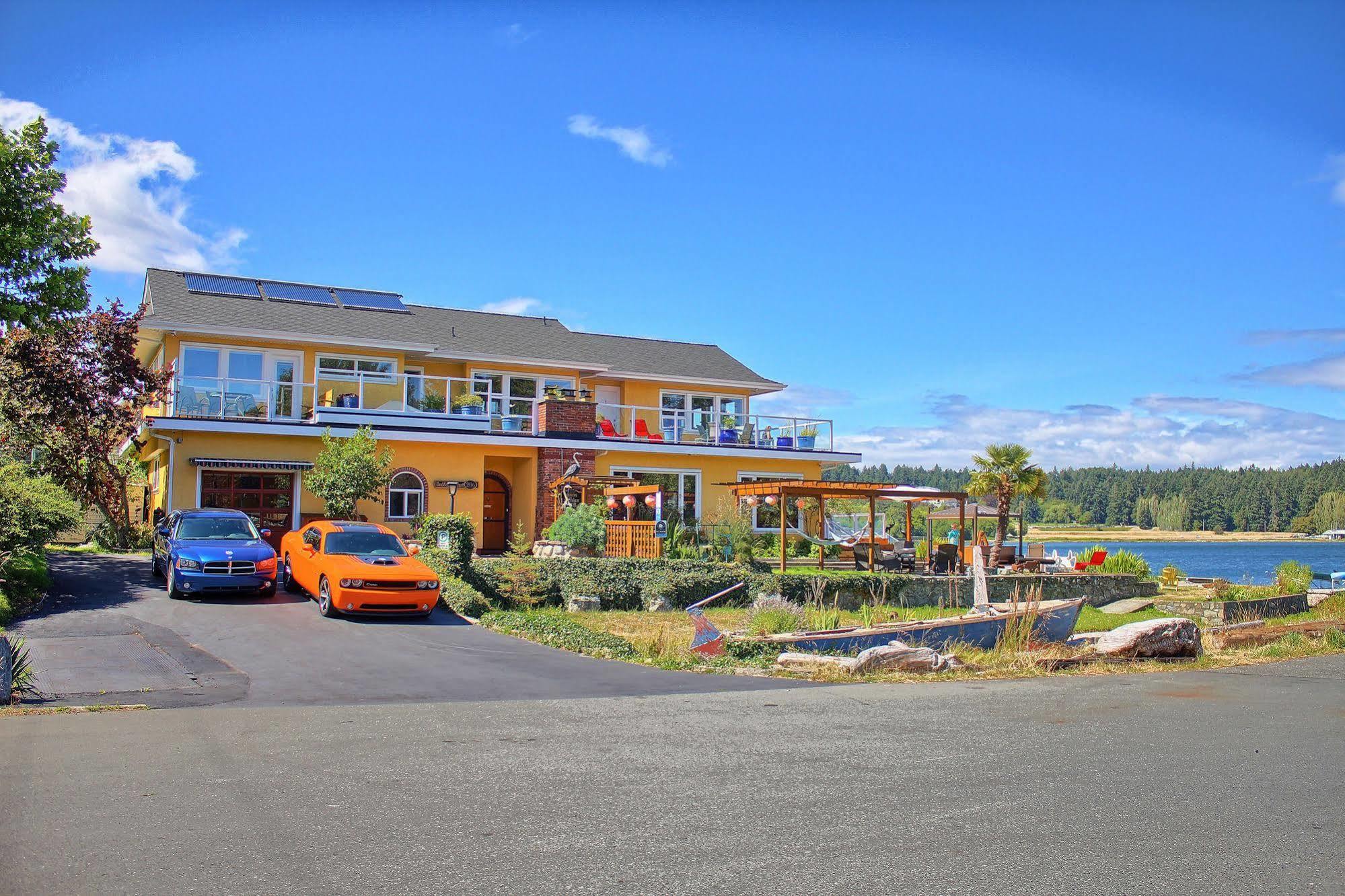 Birds Of A Feather Victoria Oceanfront Studio Suites Colwood Luaran gambar
