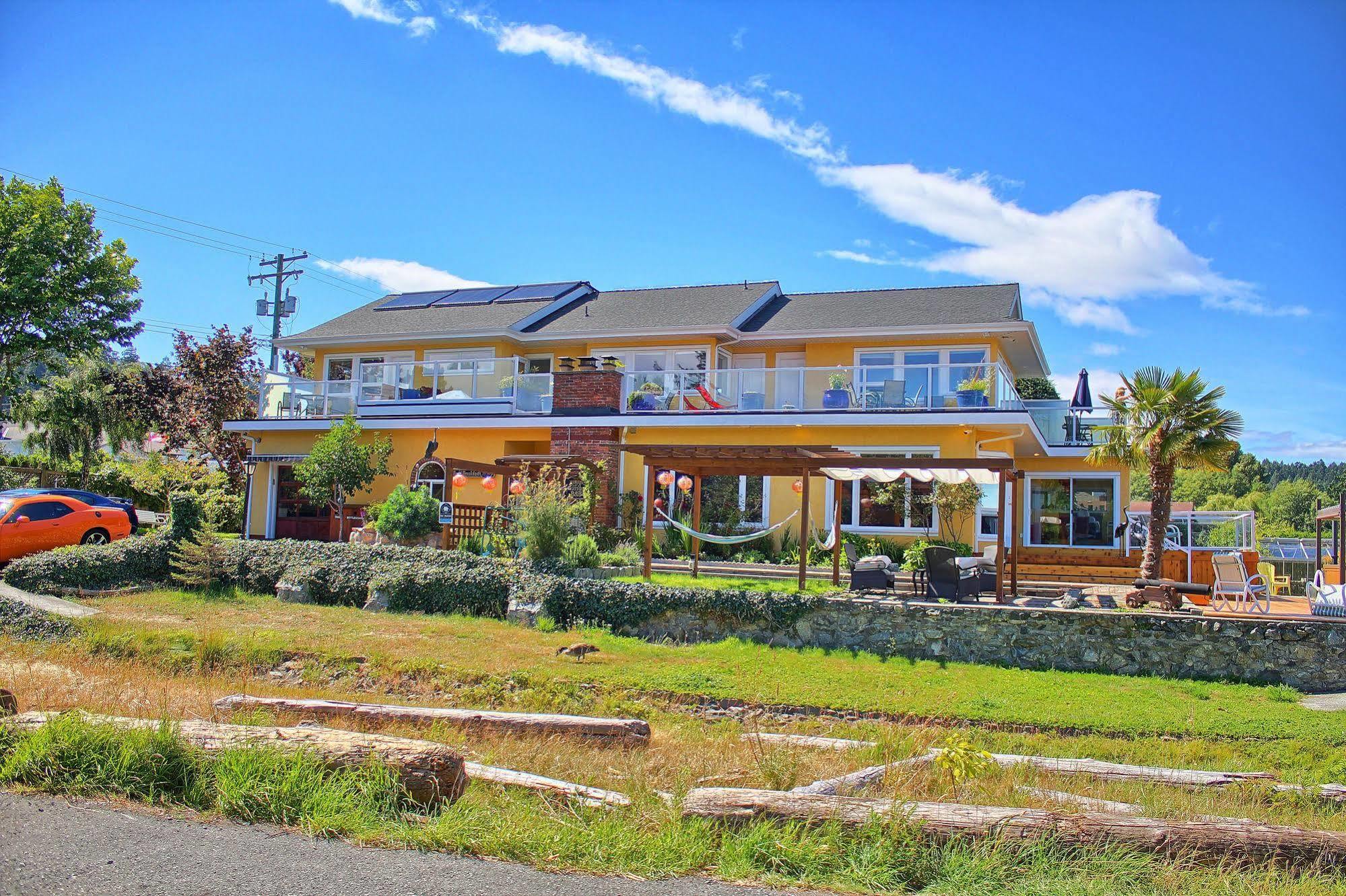 Birds Of A Feather Victoria Oceanfront Studio Suites Colwood Luaran gambar