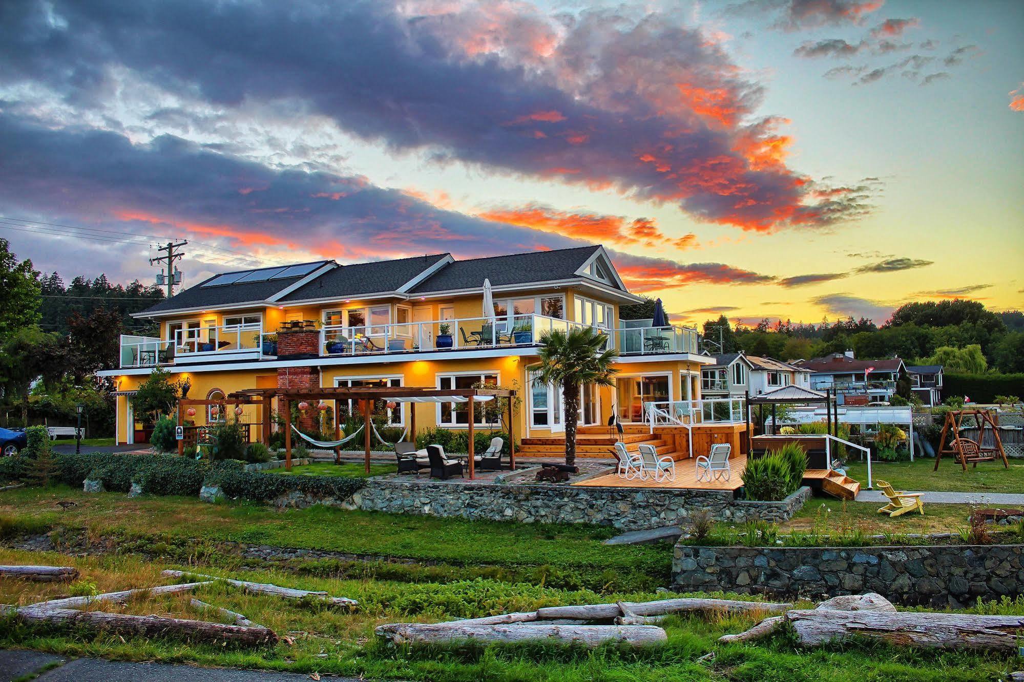Birds Of A Feather Victoria Oceanfront Studio Suites Colwood Luaran gambar