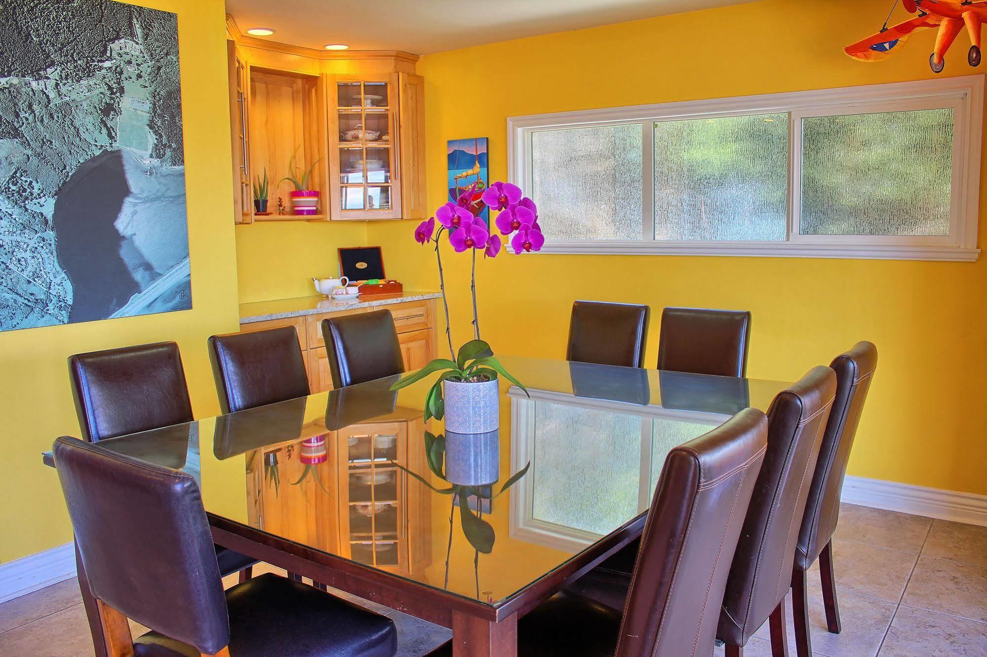 Birds Of A Feather Victoria Oceanfront Studio Suites Colwood Luaran gambar